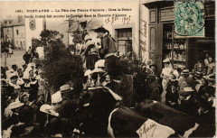 Pont-Aven La Fete des Fleurs d'Ajoncs France Folklore