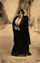 Arlesienne France Folklore