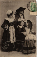 De Concarneau a Pont-Aven France Folklore