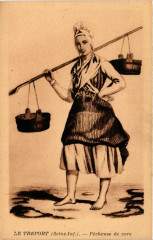 Le Treport Pecheuse de vers France Folklore