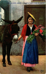 La Cote d'Azur Paysanne Nicoise allant au Marché France Folklore