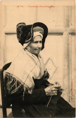 Paysanne Bourbonnaise - Folklore - Types