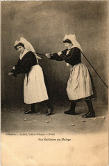 Nos Sablaises au Halage - Folklore - Types