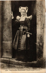 Les Coiffes Bretonnes - Pont-Aven - Finistere - Folklore - Types