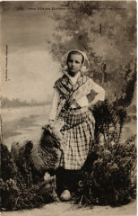 Carte postale ancienne Jeune Fille des Environs de Pont-Croix - Costume des champs
                                                                     à Pont-Croix
                                
