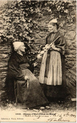 Fileuse d'Uzel - Cotes du Nord - Folklore - Types