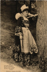 Femme - Folklore - Type