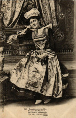 Femme - Folklore - Type