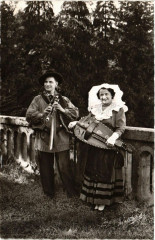 Chabrettaire et Vieilleuse - Folklore - Types