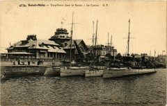 Torpilleurs dans le Bassin - Le Casino - Saint-Malo - Ships