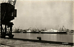 Bateaux a Quai - Bordeaux - Ships