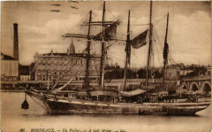 Un Voilier - A Sail-Maker - Bordeaux - Ships -
													France
												