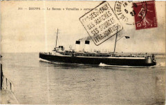 Dieppe - Le Bateau Versailles sortant du Port Ships