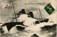 Le Havre - La Provence' par gros temps Ships