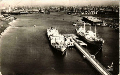 En Avion Au-Dessus de.. Dunkerque Le Port Ships