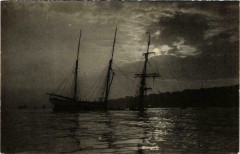 Black White photo Ships -
													France
												