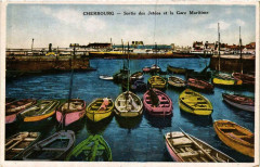 Cherbourg Sortie des Jetées et la Gare Maritime Ships