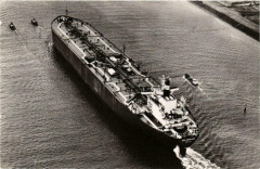 De Esso Nederland Ships