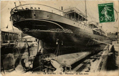 Paquebot La Provence en Cale seche Ships