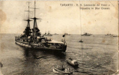 Taranto R. N. Leonardo Da Vinci e squadra in Mar Grande Ships