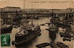 Port militaire de Brest le Cuirassé Formidable Ships