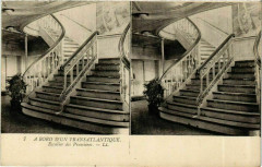 Bord d'un Transatlantique Escalier des Premieres Stereo Ships