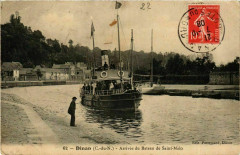 Arrivee du Bateau de Saint-Malo - Dinan Ships -
													France
												
