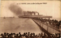 Sortie du Port du Paquebot Paris - Le Havre Ships
