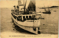 L'Arrivee du Vapeur faisant le service de Pornic Ships