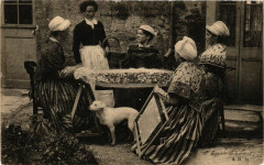 Folklore - Scenes de la Vie Normande - Femmes