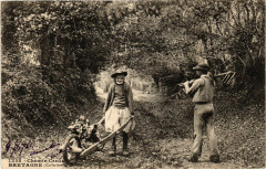 Folklore - Bretagne - Chemin Creux