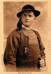 Folklore - Jeune homme bigouden