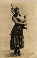 Folklore - Méaly - Femme
