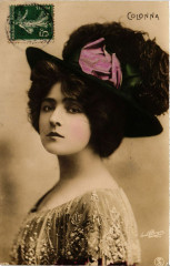 Folklore - Colonna - Femme