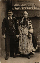 Folklore - Bretagne - Maries de Pont-Aven