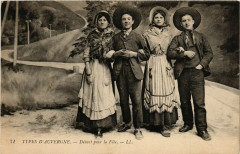 Folklore - Auvergne - Depart pour la Fete - Types