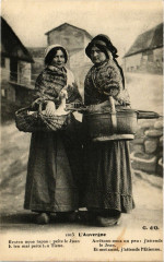 Folklore - Auvergne - Femmes - Types