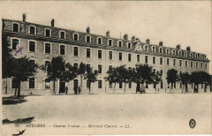 Auxerre Caserne Vauban, Batiment Central France à Auxerre