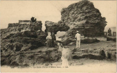 Biarritz La Roche percee a maree basse France à Biarritz