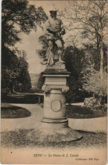 Sens La Statue de Jean Cousin France à Sens