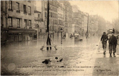 Paris 6e Quai des Grands Augustins. Paris Inonde 1910 à Paris 6e