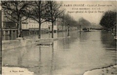 Carte postale ancienne Paris inondé - Cliché 28 janvier 1910 - Aspect général du Quai de Passy
                                                                     à Paris 16e
                                