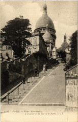 Vieux Montmartre - L'Escalier de la Rue de la Barre à Paris 18e