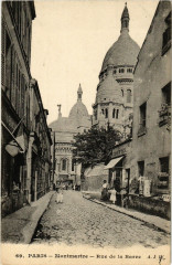 Montmartre - Rue de la Barre à Paris 18e