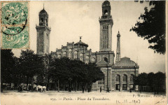 Carte postale ancienne Place du Trocadéro
                                                                     à Paris 16e
                                