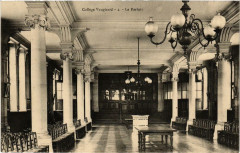 Collège Vaugirard - Le Parloir -
																					75015 Paris 15e
																			