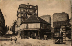 Carte postale ancienne Le Carrefour La Fontaine
                                                                     à Paris 16e
                                