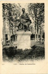 Statue de Lamartine à Paris 16e