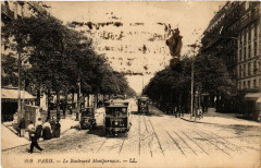 Le Boulevard Montparnasse à Paris 6e