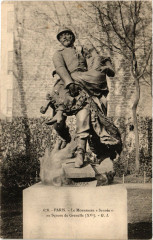 Le Monument Sauvée au Square de Grenelle à Paris 15e